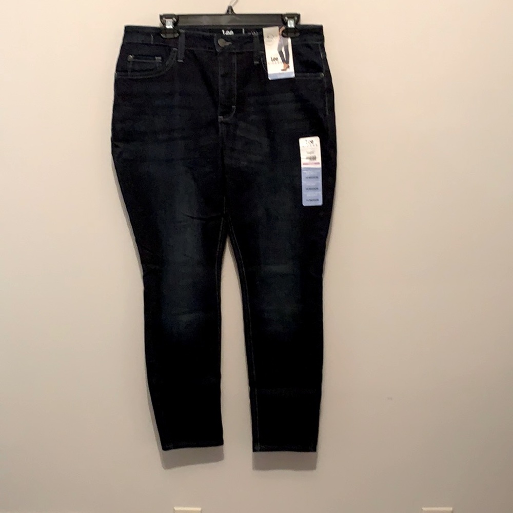 NWT! Lee Riders dark blue skinny jeans. Sz 14m